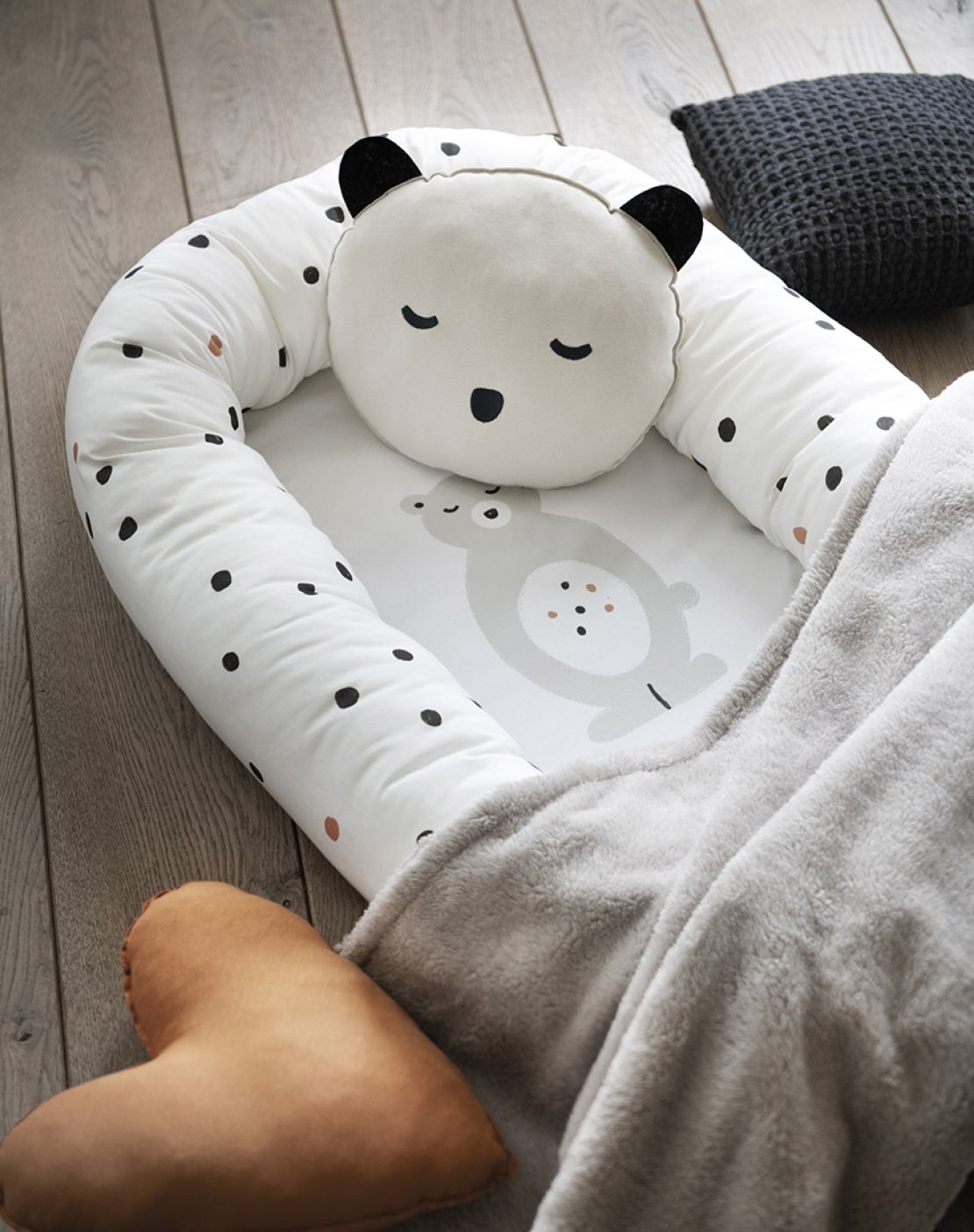 Cojines<br>MR. TENDER