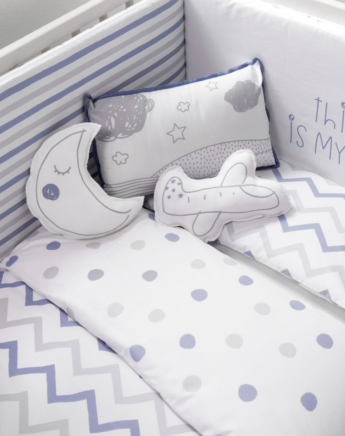 Colcha + protector cuna<br>NORDIC AZUL